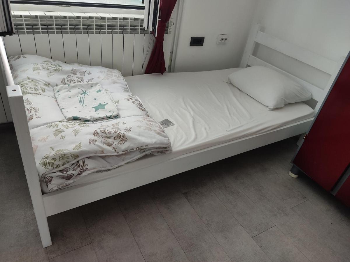 River Hostel Beograd Ngoại thất bức ảnh